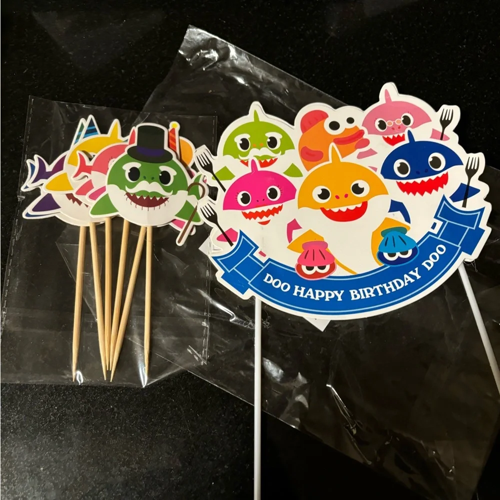 Baby shark Cake & cupcake topper